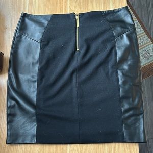 Michael Kors skirt black with leather panels